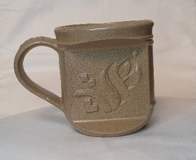 Keramikbecher Kalligraphie, Bedeutung "nichts", Metallic-Creme