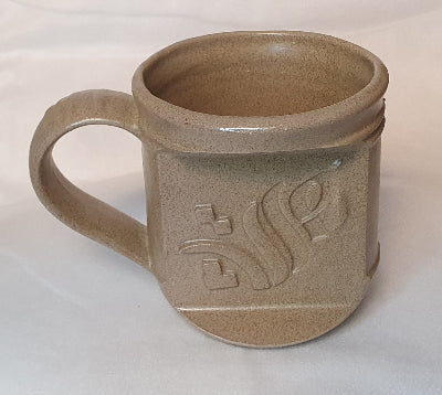 Keramikbecher Kalligraphie, Bedeutung "nichts", Metallic-Creme