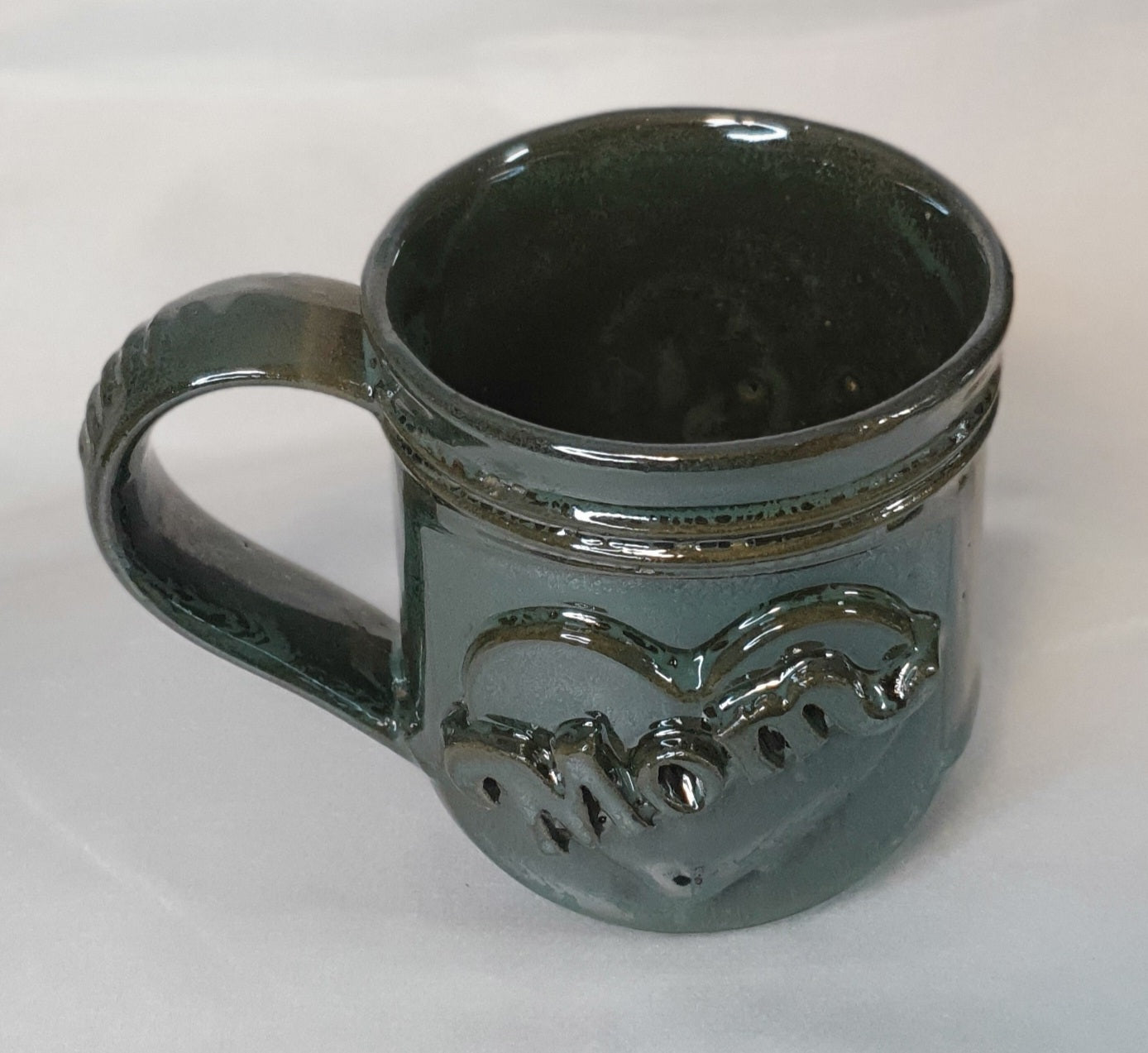 Keramikbecher Mom, Grüngold
